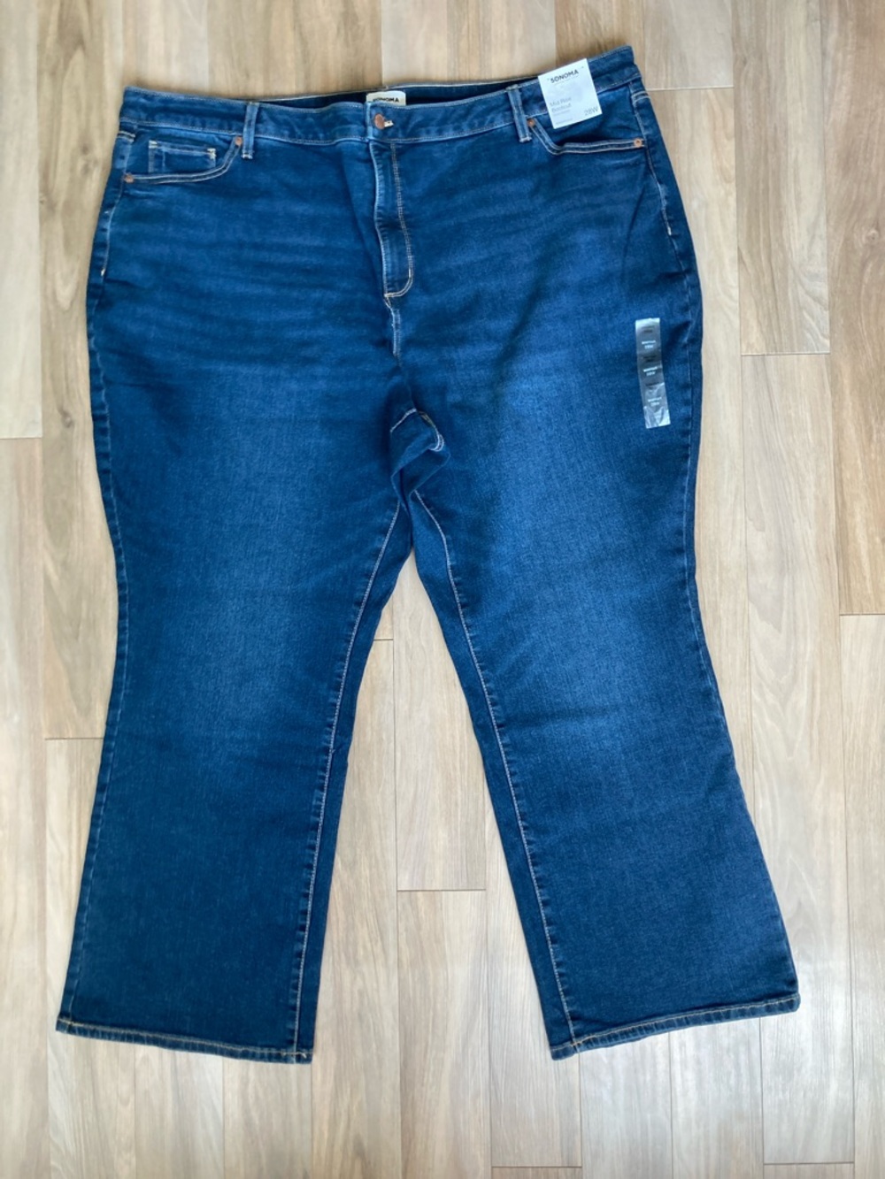 Sonoma Midrise bootcut jean some stretch dark wash jean 28W